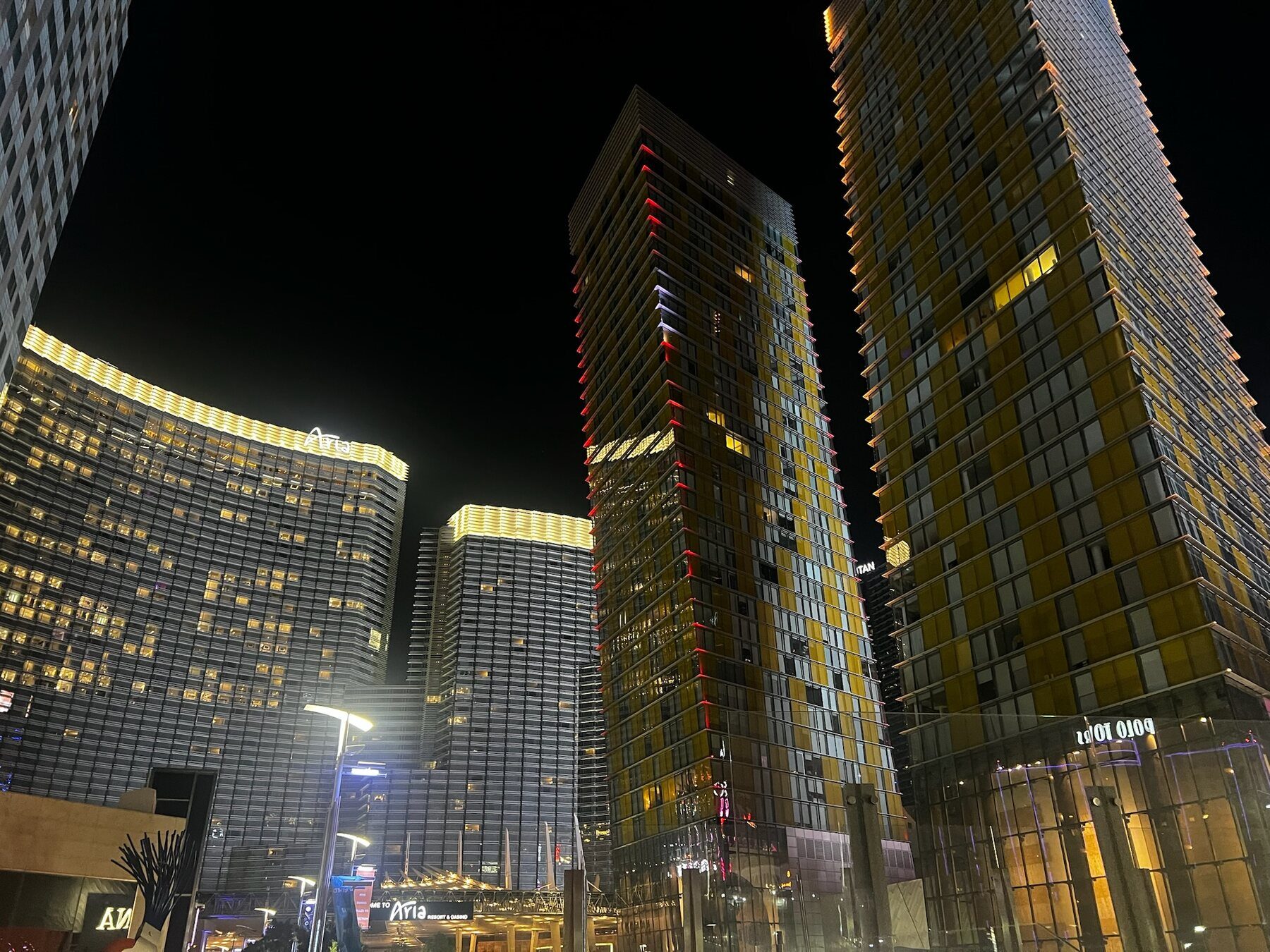 Veer Towers at night, CityCenter
